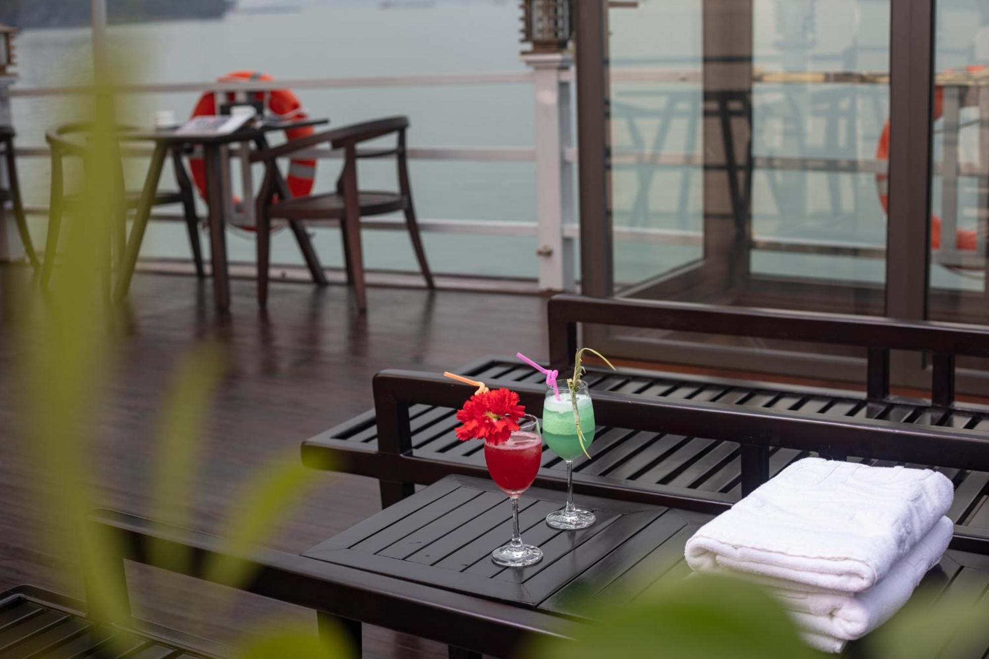 Ruby Cruise Hotel Ha Long Exterior foto